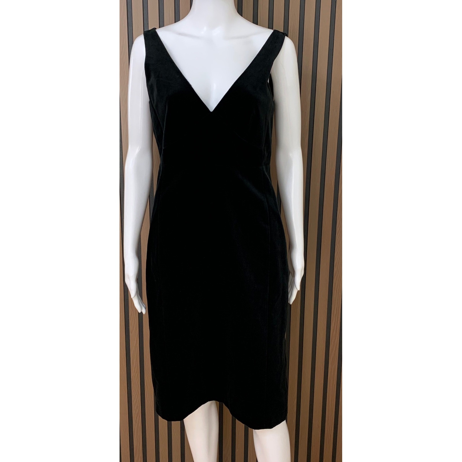 J.Crew Black Velvet V-Neck Cocktail Dress Sleeveless Size 6 Rn77388